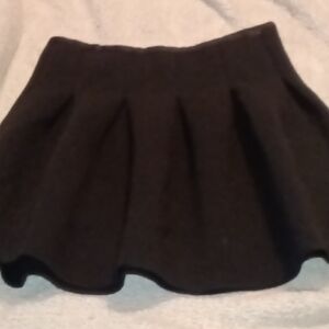 GAP Black Pleated Mini